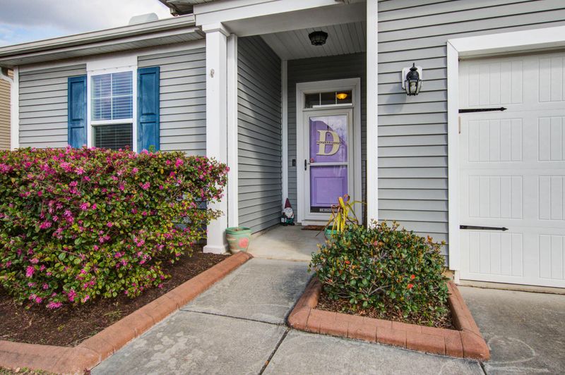 7834 Magellan Dr, North Charleston, SC 29420