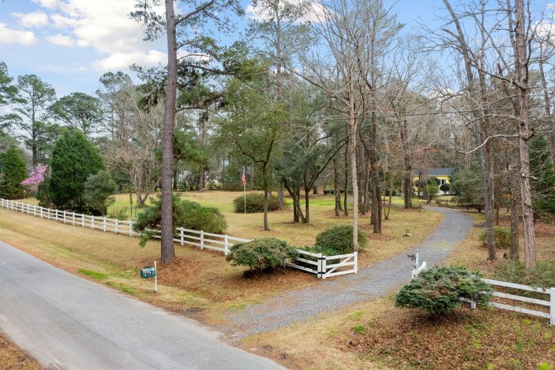 103 Sommett Blvd, Summerville, SC 29483