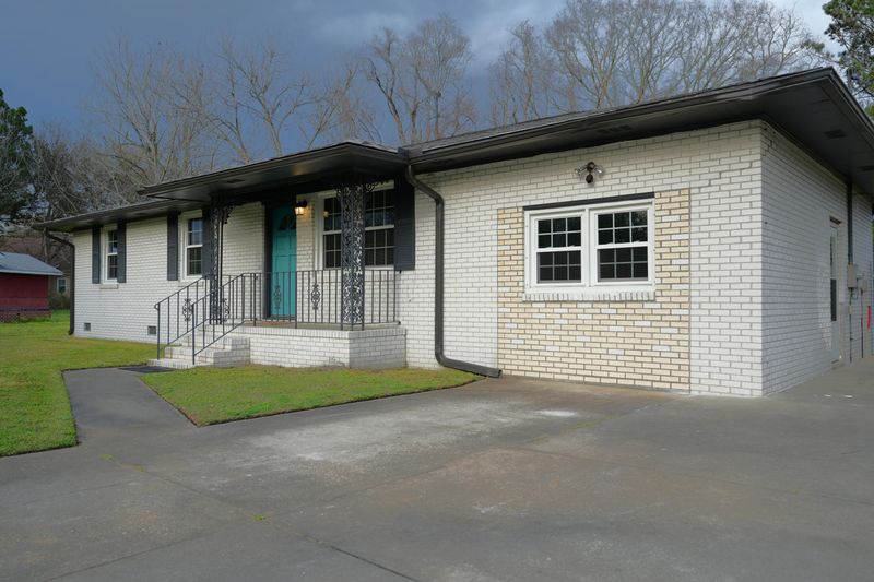 4 Ophir Dr, Charleston, SC 29407