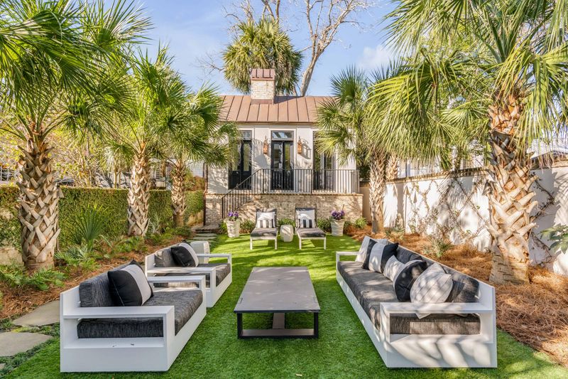 20 Short St, Charleston, SC 29401