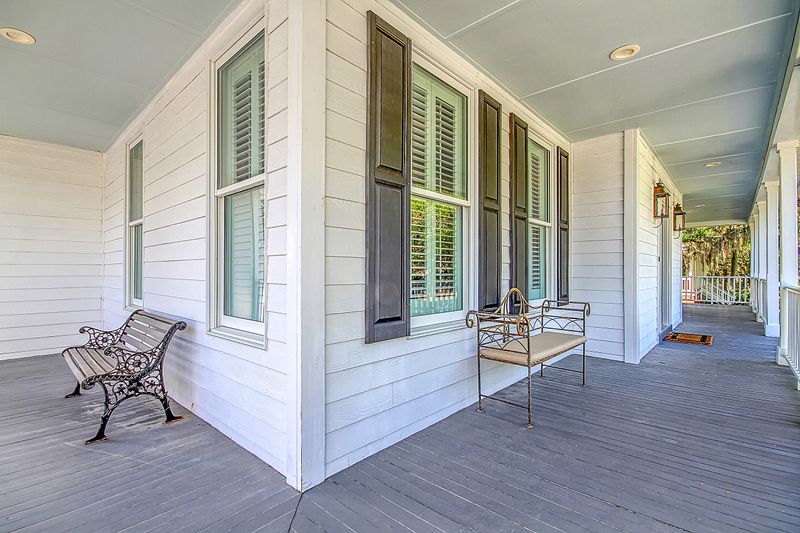 420 Brown Pelican Dr, Wando, SC 29492