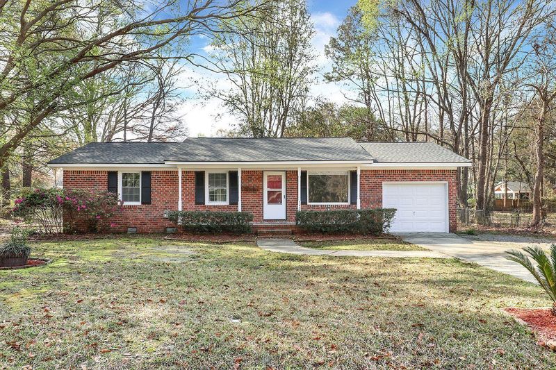 2423 Menola Ave, Charleston, SC 29414