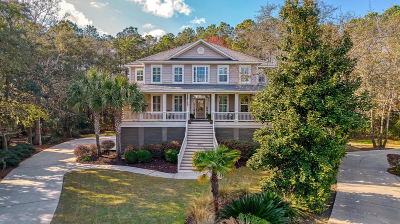 3073 Intracoastal View Dr, Mount Pleasant, SC 29466