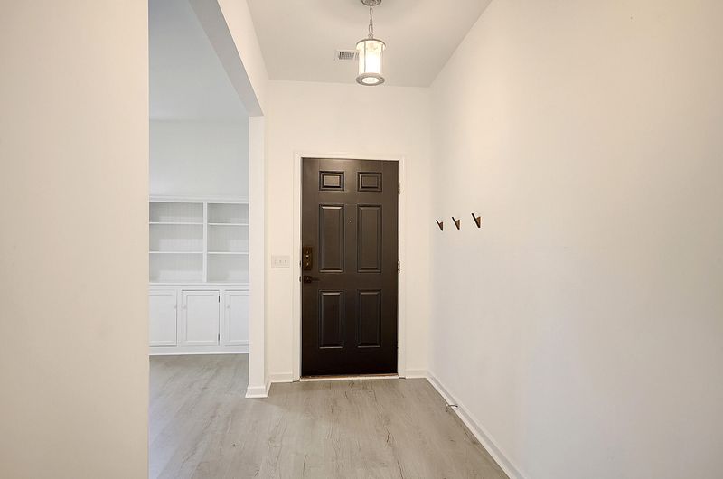 2028 Gammon St, Charleston, SC 29414
