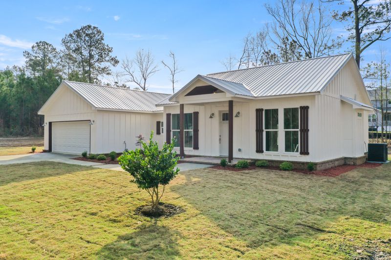 119 Pike Dr, Summerville, SC 29483