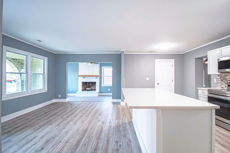 16 Stanhope Rd, Goose Creek, SC 29445