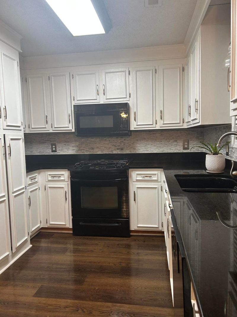 216 Hamlet Cir, Goose Creek, SC 29445