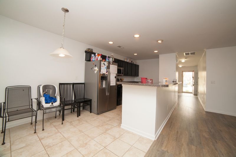 211 Jackson St, Goose Creek, SC 29445