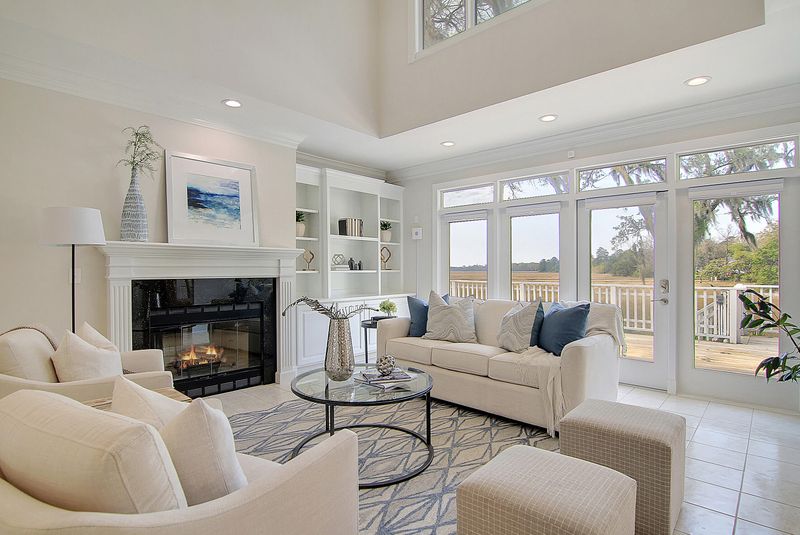 1010 Bakers Landing Dr, Charleston, SC 29418