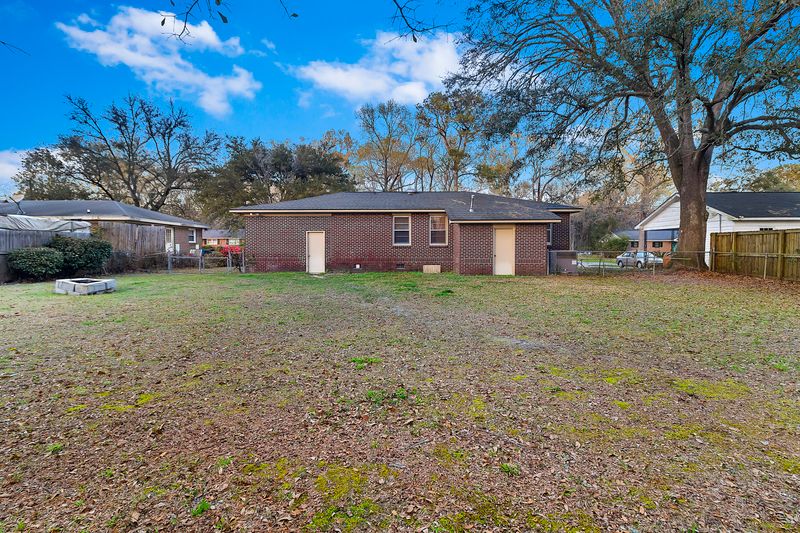 2619 Church Creek Dr, Charleston, SC 29414