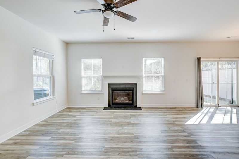 317 Grand Palm Ln, Summerville, SC 29485
