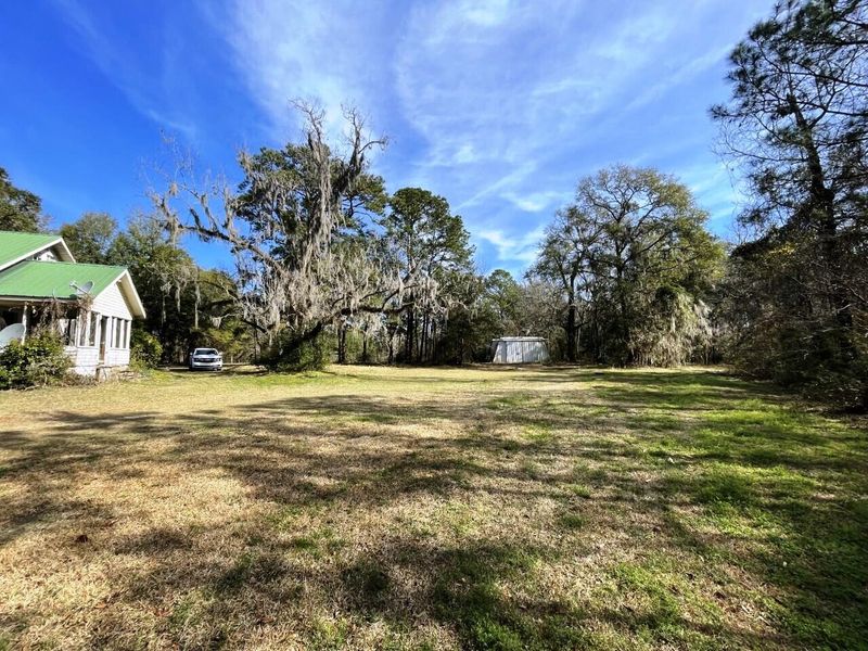 2043 Bohicket Rd, Johns Island, SC 29455