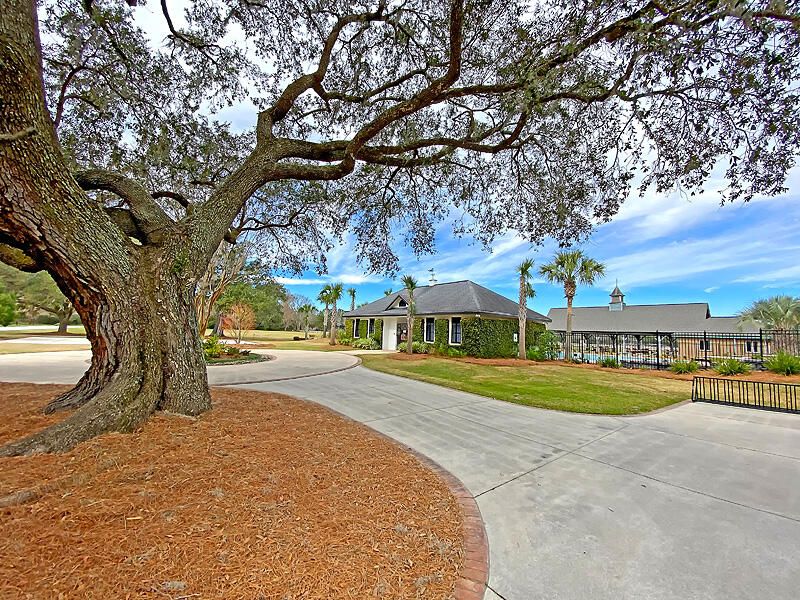 4863 Marshwood Dr, Hollywood, SC 29449