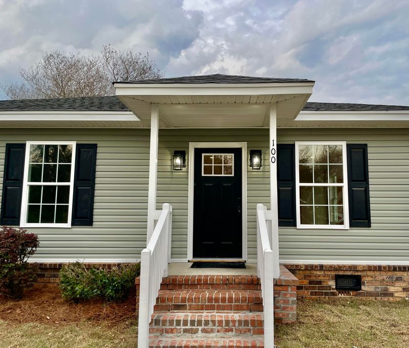 100 Dukes St, Saint George, SC 29477
