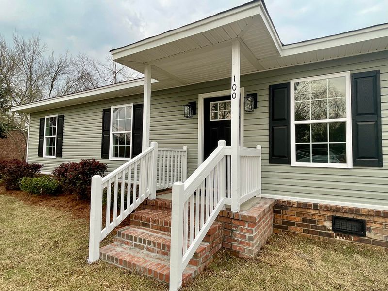 100 Dukes St, Saint George, SC 29477