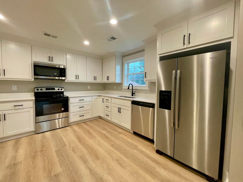 100 Dukes St, Saint George, SC 29477