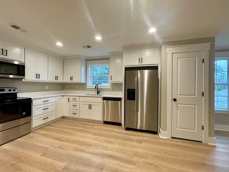 100 Dukes St, Saint George, SC 29477