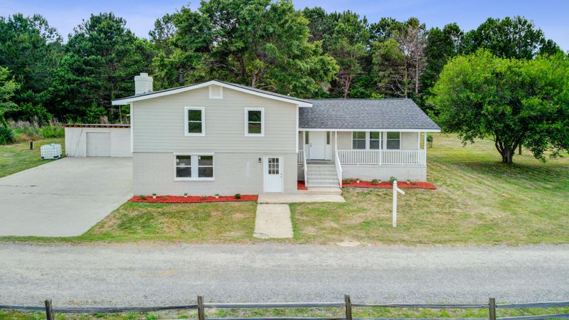 121 Viola Ln, Cross, SC 29436
