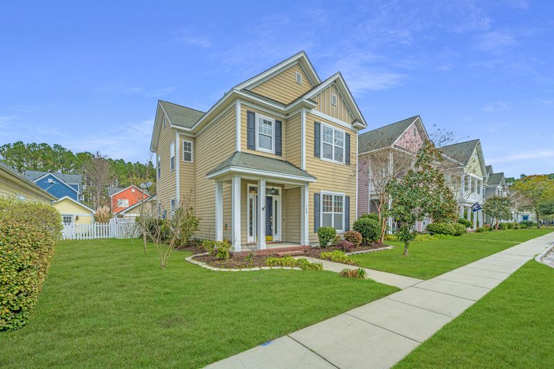 108 Foxglove Ave, Summerville, SC 29483