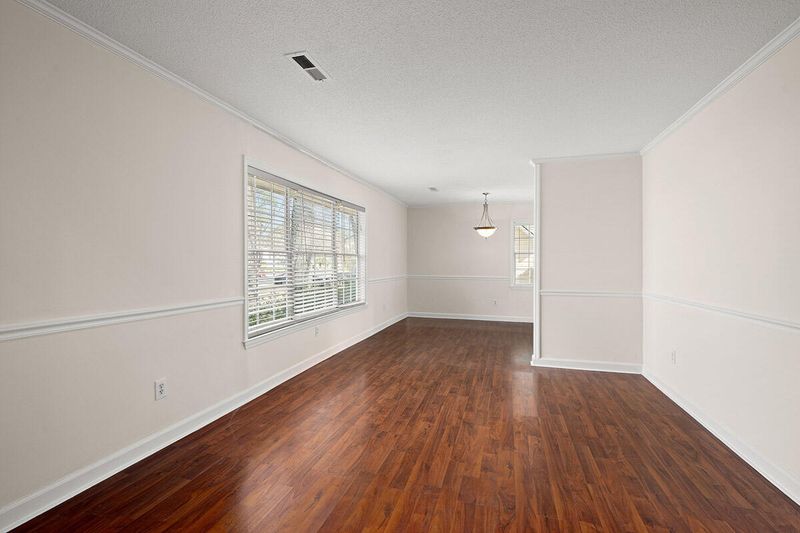 8017 Malden Ave, North Charleston, SC 29420