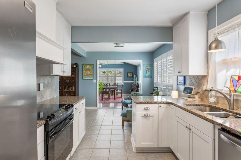 1138 Liberty Ct, Mount Pleasant, SC 29464