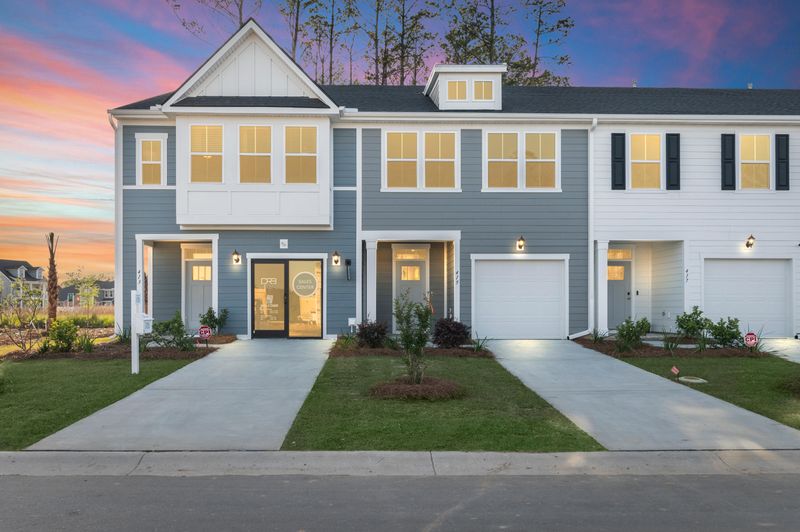 478 Trotters Ln #122, Moncks Corner, SC 29461