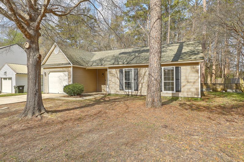 145 Chandler Dr, Ladson, SC 29456