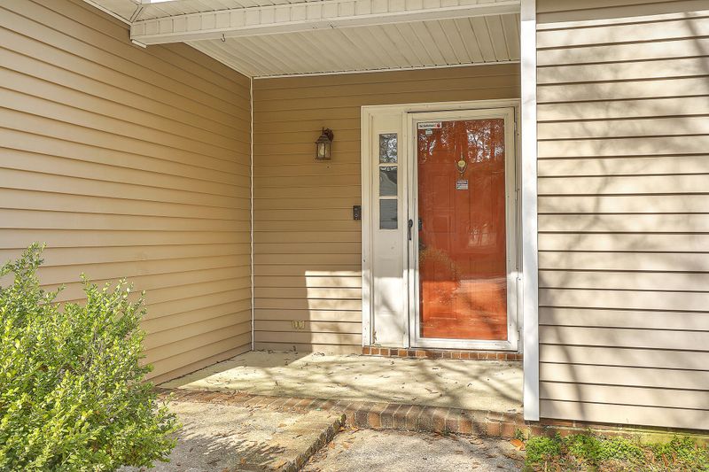 145 Chandler Dr, Ladson, SC 29456