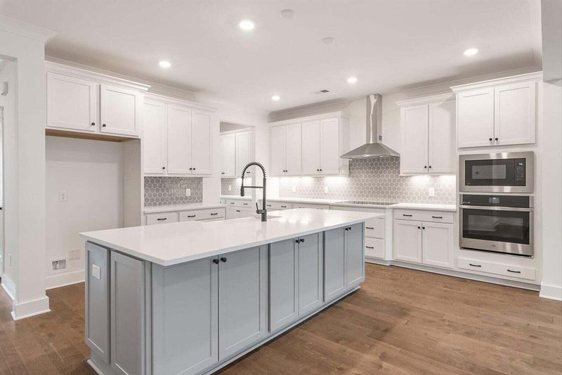 7037 Elm Tree Ln, Johns Island, SC 29455