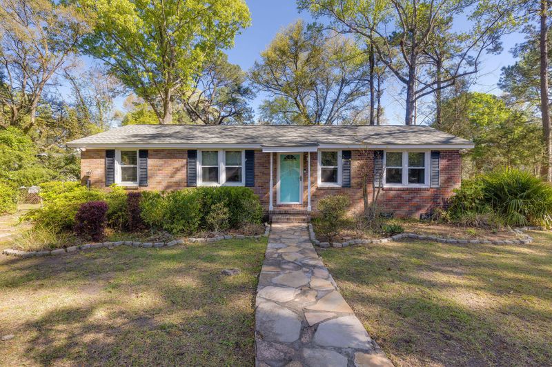 1862 Norton St, Charleston, SC 29414