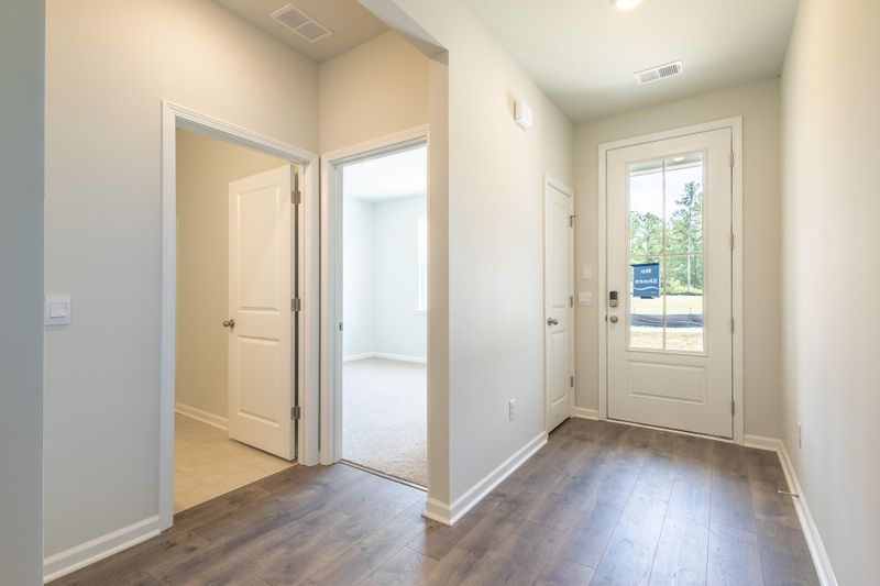 528 Misty Bluff Cir, Huger, SC 29450