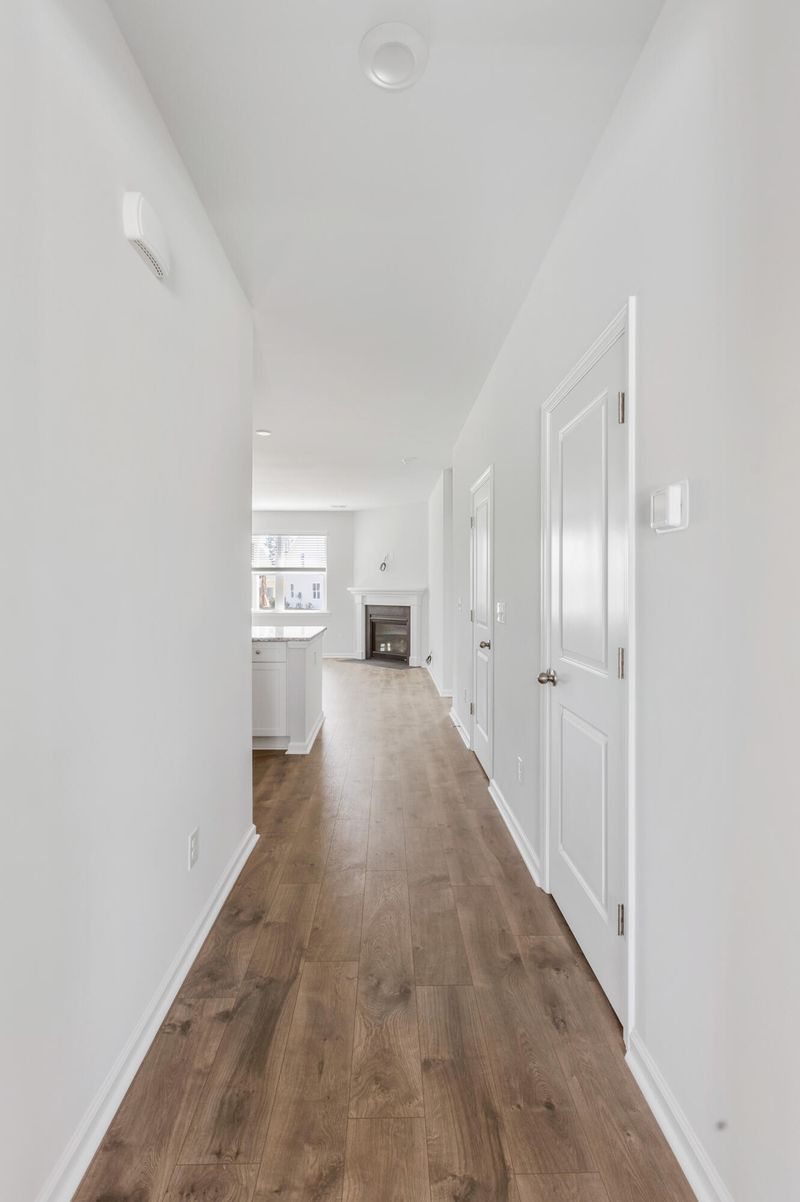 514 Misty Bluff Cir, Huger, SC 29450