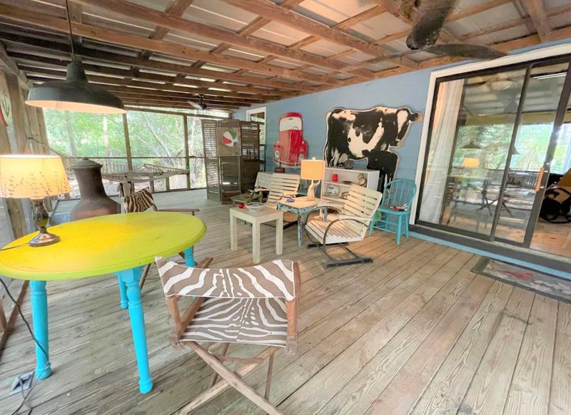 8273 Manse Rd, Edisto Island, SC 29438