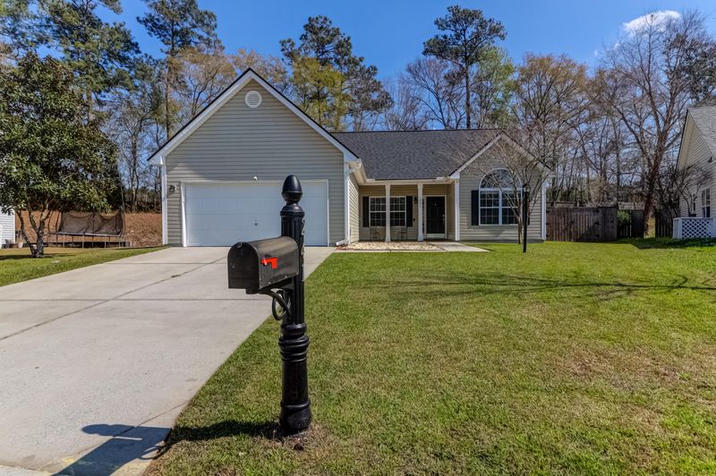 241 Highwoods Plantation Ave, Summerville, SC 29485