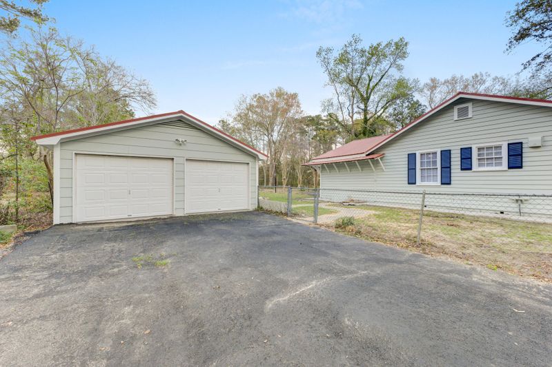 9666 Jamison Rd, Ladson, SC 29456