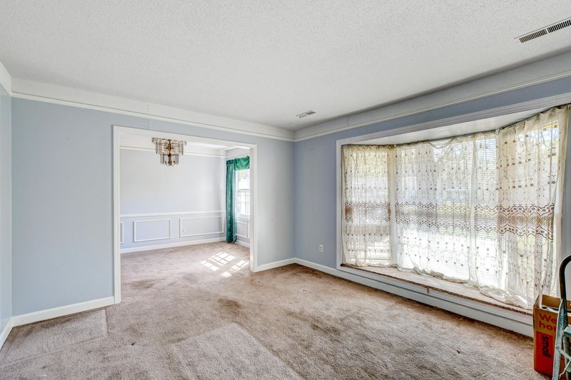 2840 Glouster St, North Charleston, SC 29420