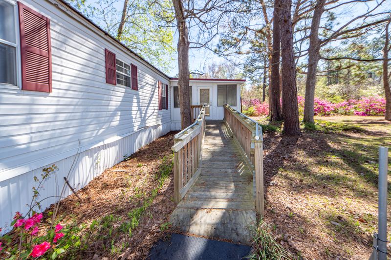 193 Hill St, Summerville, SC 29483