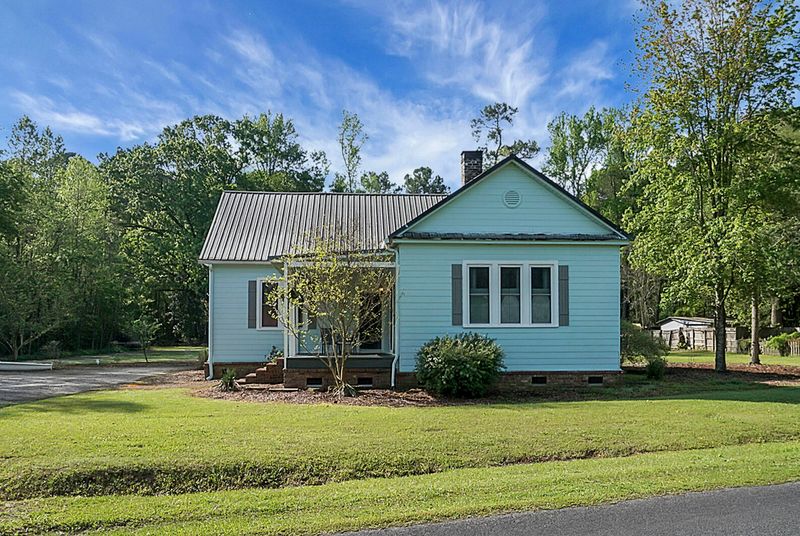 1063 Hard Pinch Rd, Moncks Corner, SC 29461