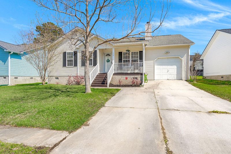 173 Two Hitch Rd, Goose Creek, SC 29445