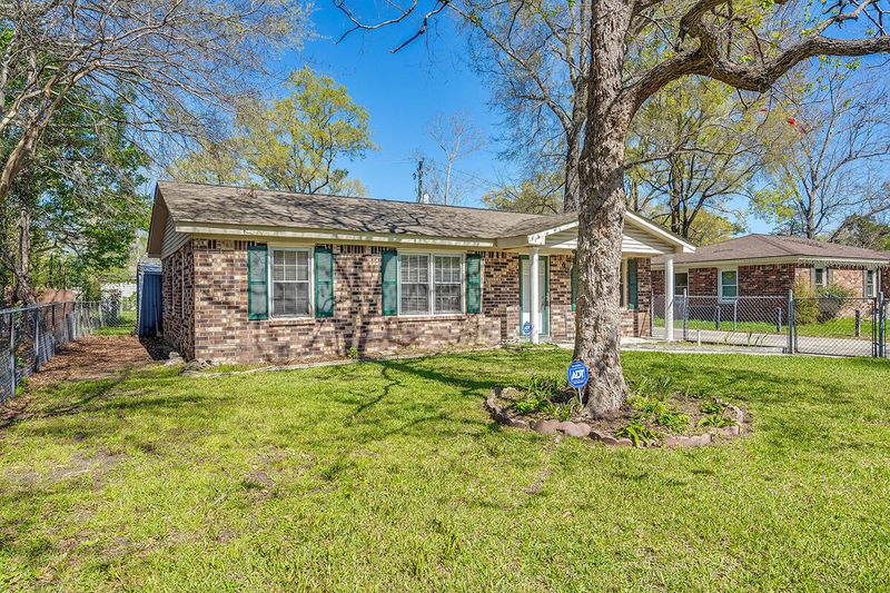 125 Dorchester Manor Blvd, North Charleston, SC 29420