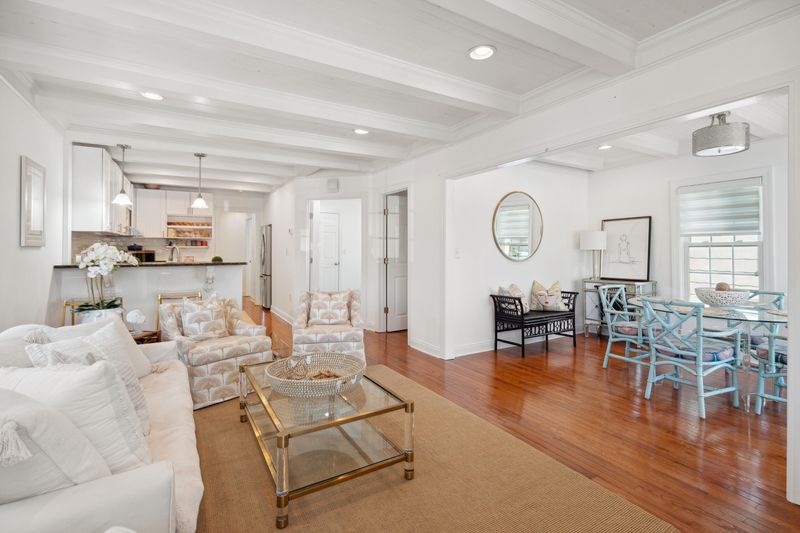 112 Grove St, Charleston, SC 29403