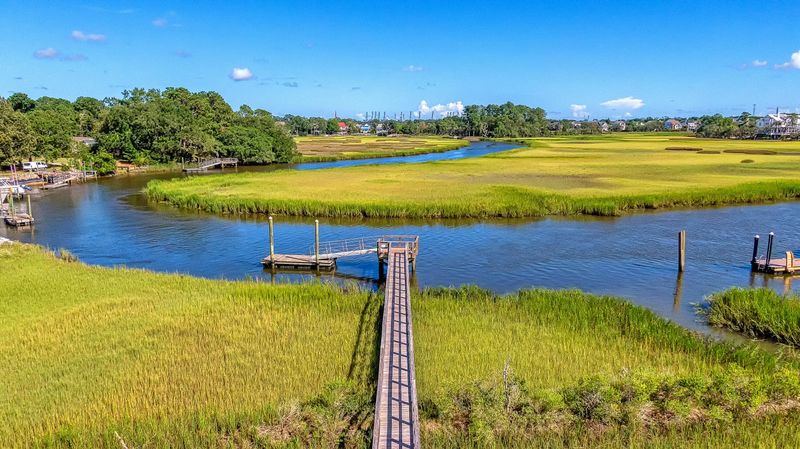 422 Amalie Farms Dr, Wando, SC 29492