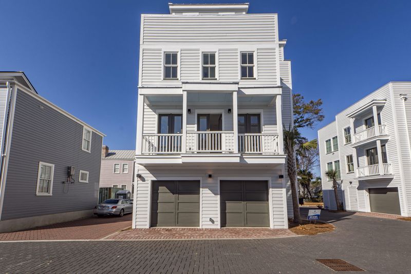 16 Iron Forge Al, Charleston, SC 29403