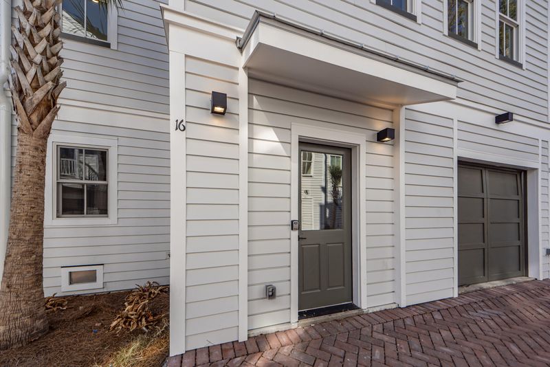 16 Iron Forge Al, Charleston, SC 29403