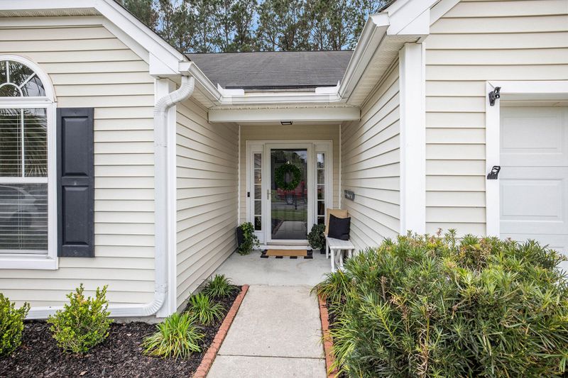 1268 Palm Cove Dr, Charleston, SC 29492