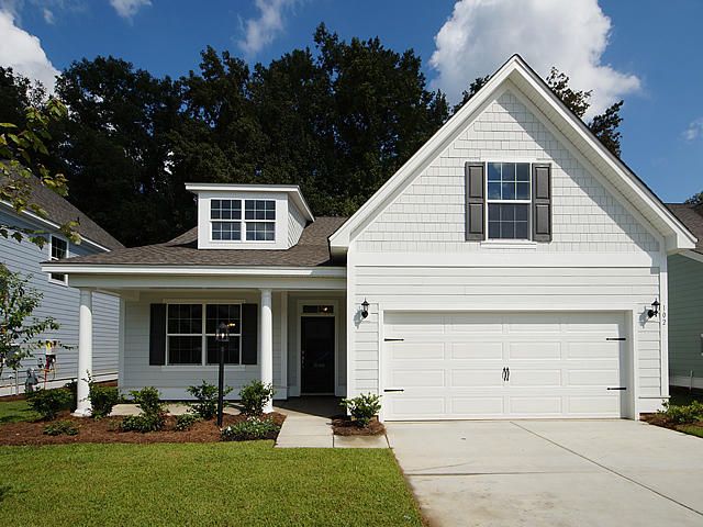 309 Hillman Trail Dr, Moncks Corner, SC 29461