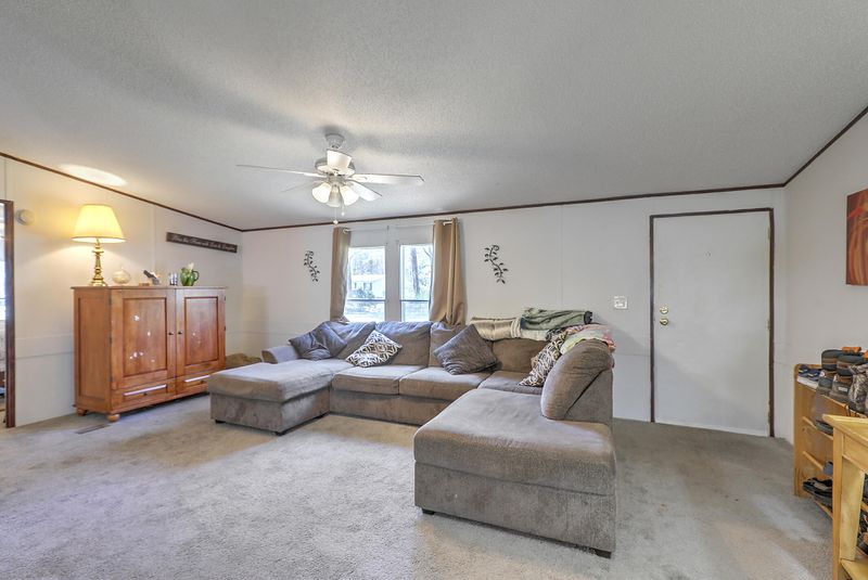 205 Cady Dr, Summerville, SC 29483