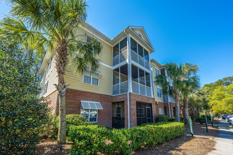 1117 Basildon Rd, Mount Pleasant, SC 29466