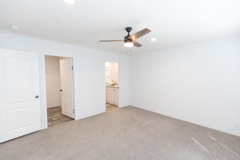 218 Palace Dr, Cross, SC 29436