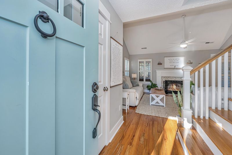 1392 Crystal Shore Ct, Charleston, SC 29412